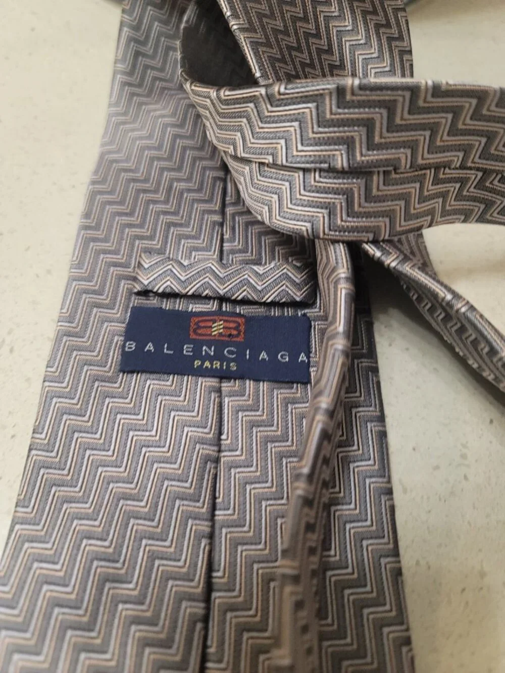 Balenciaga Paris Tie 100% Silk Made In Italy Geometric Gray